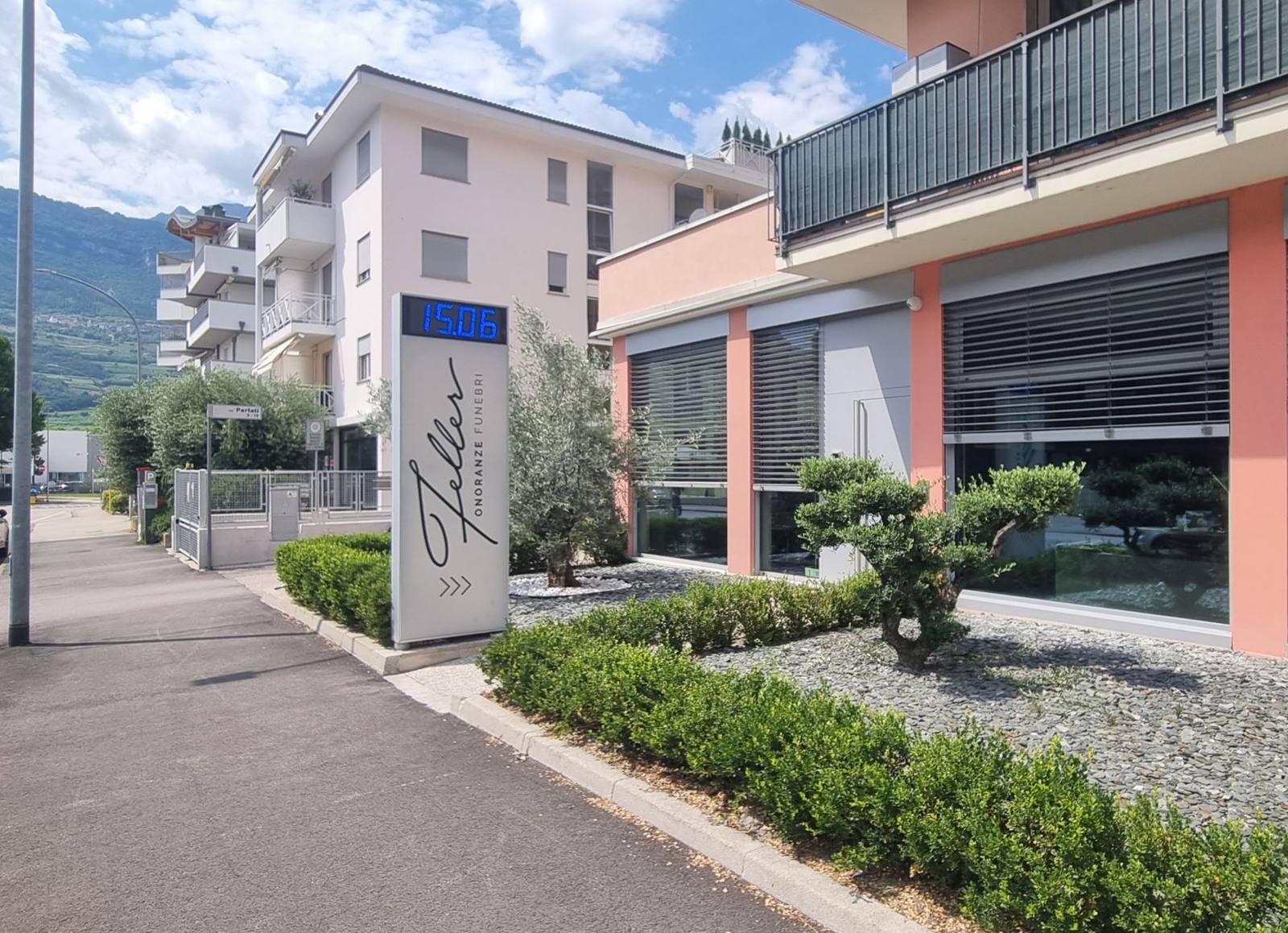 La sede di Onoranze Funebri Feller in Via Parteli a Rovereto